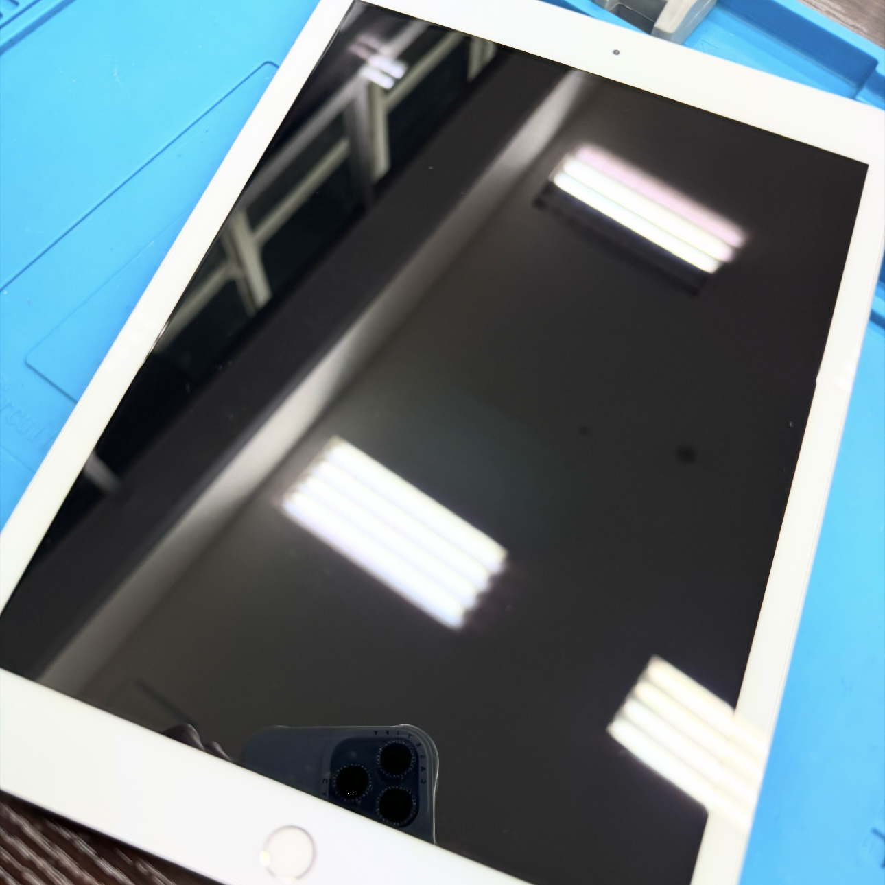 iPad第6世代　フロントガラス交換