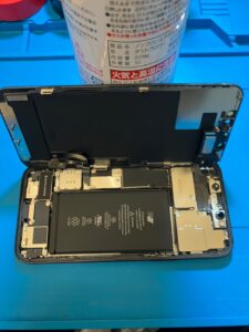 iPhone12