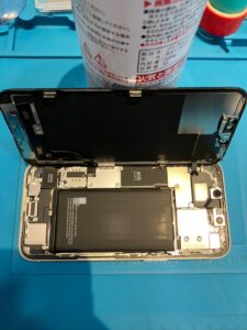 iPhone13